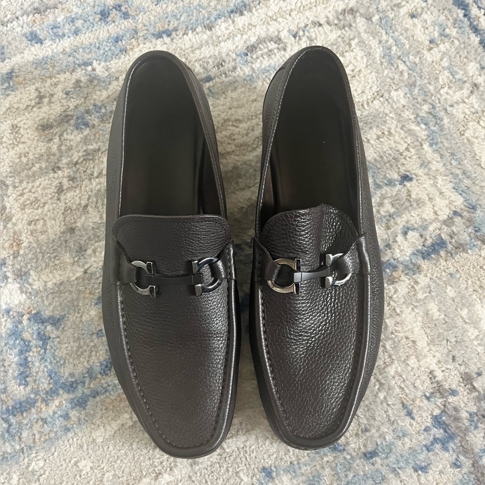 Salvador Ferragamo Mens Brown Pebbled Leather Loafter Size 10.5